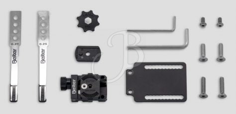 Beiter Microklicker Long 63mm, ein blauer Bogenklicker für den Bogensport, zeigt das Produkt im Bild.